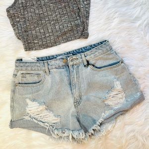 Forever 21 Denim Shorts Women’s size 29 NWT